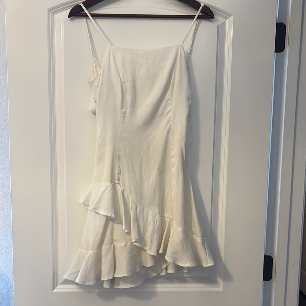 Mi ami White Ruffle Sundress